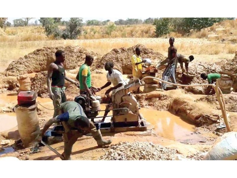 A NAIMOS officer was shot during an anti-illegal mining operation in Ghana’s Bono Region as armed assailants opened fire. One attacker was killed