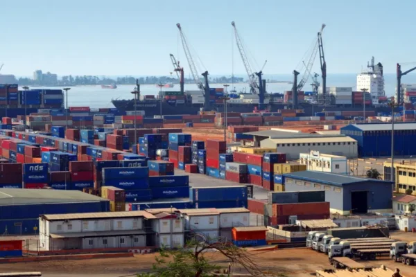 The National Shippers Association of Nigeria has rejected recent port service charge increases, warning they will raise import costs, worsen inflation