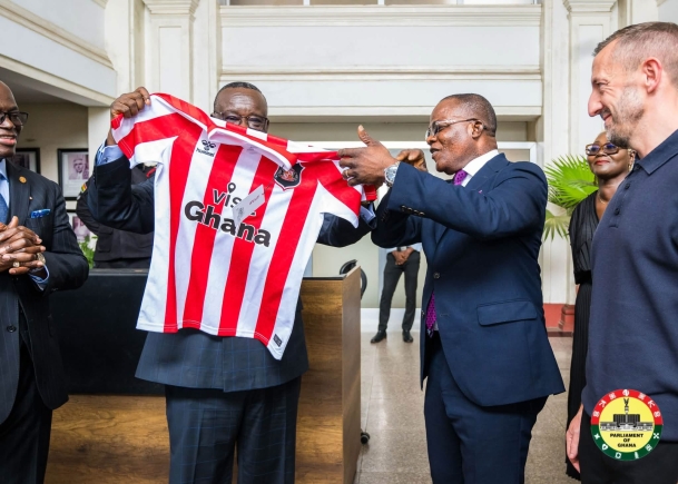 £10m Visit Ghana-Sunderland Shirt Deal in Danger of Collapse