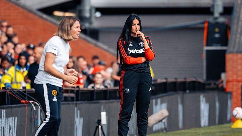 Chelsea Humiliate Manchester United Women 5-0 in Ruthless WSL Display
