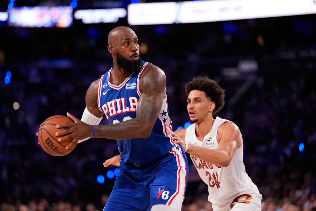 76ers Rally From 29 Points Down to Stun Cavaliers as LeBron James Shines in Home Debut