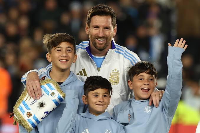 Lionel Messi Bids Emotional Farewell to Argentina After 21-Year International Career